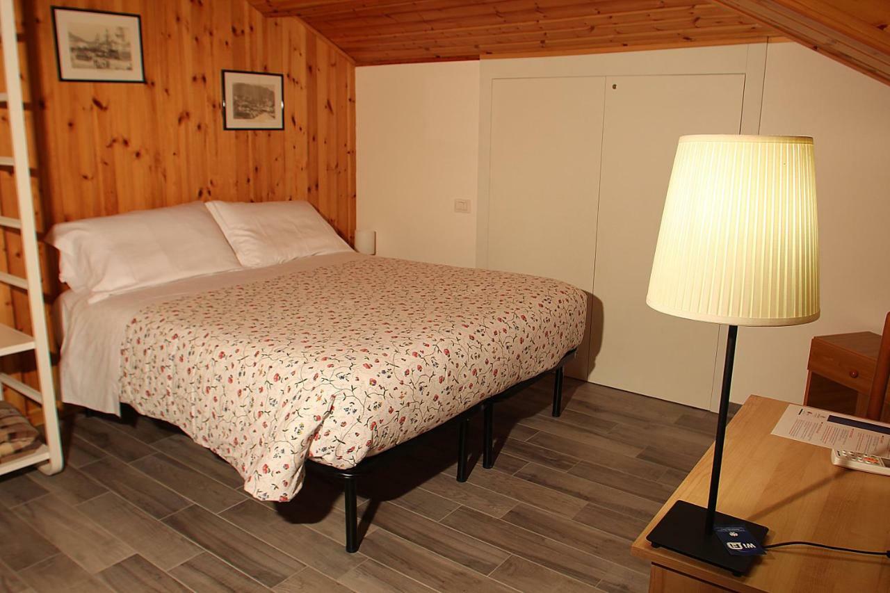 La Tegola Bed & Breakfast Como Ngoại thất bức ảnh